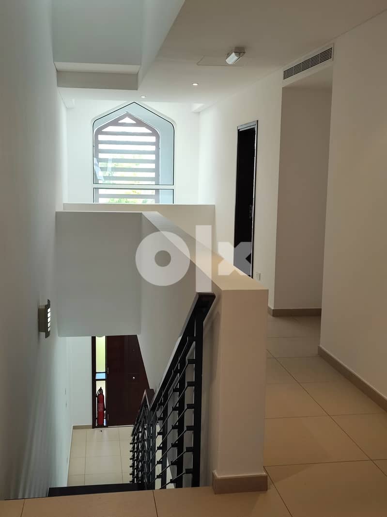 Exclusive Large 3 Bedroom Corner Townhouse / Villa For Rent in Al Mouj 7