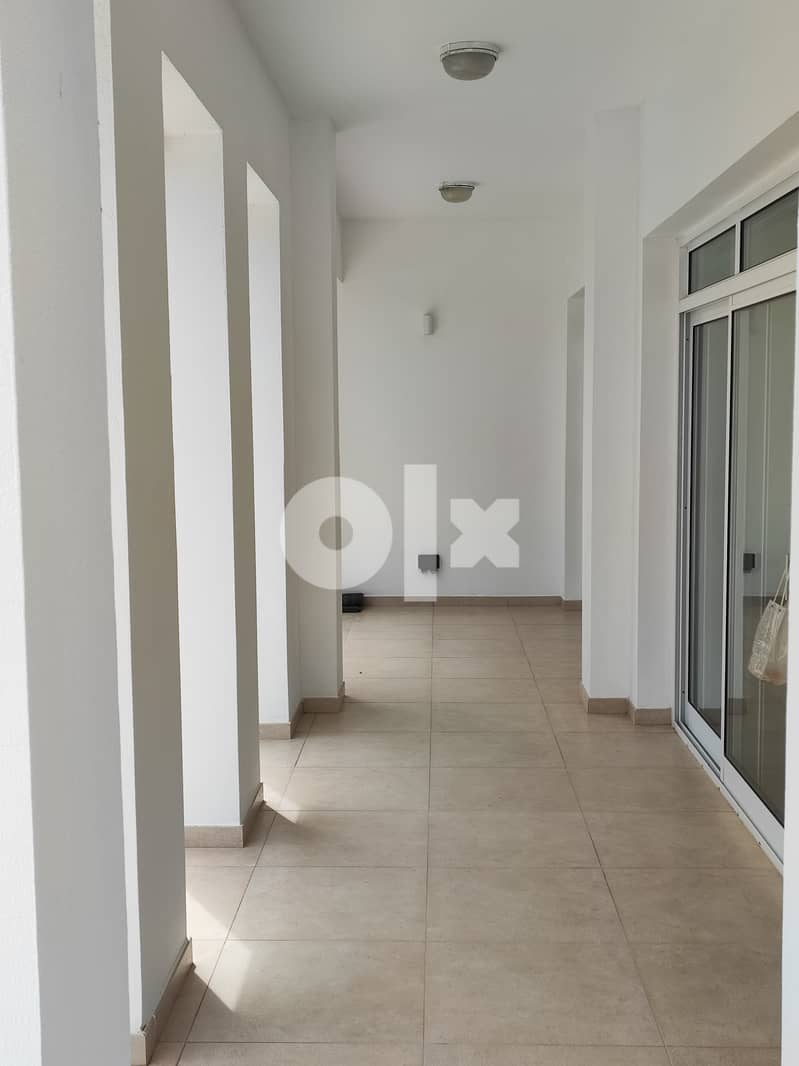 Exclusive Large 3 Bedroom Corner Townhouse / Villa For Rent in Al Mouj 8