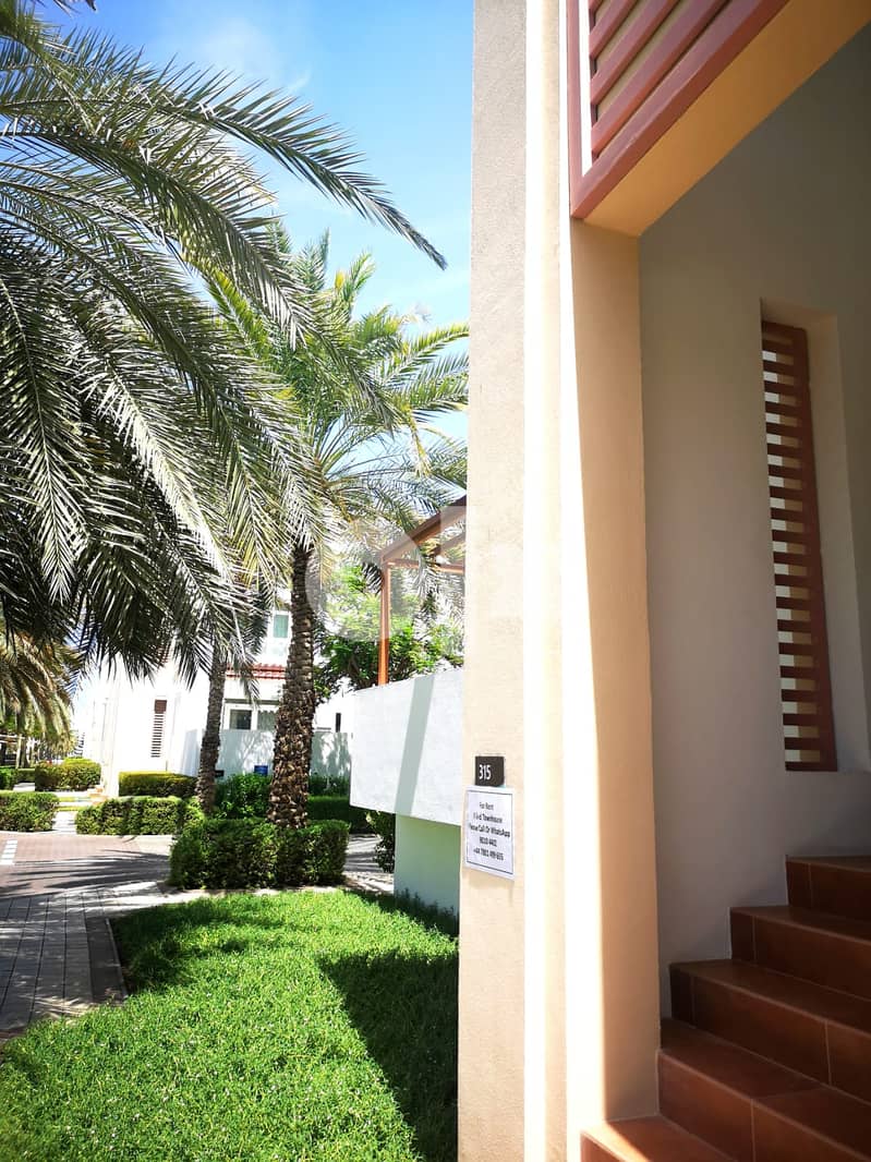 Exclusive Large 3 Bedroom Corner Townhouse / Villa For Rent in Al Mouj 16