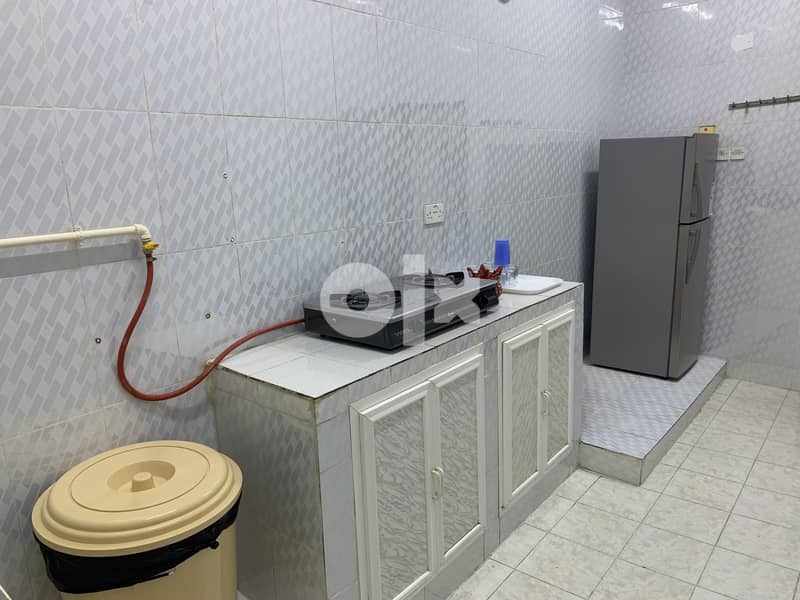 شقة كبيرة نظيفة للإيجار Clean flat 8