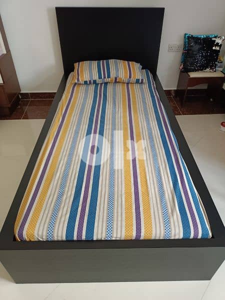 Ikea Single Bed with mattress 0