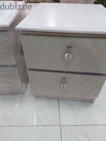 new side table without delivery 1 piece 20rial 1