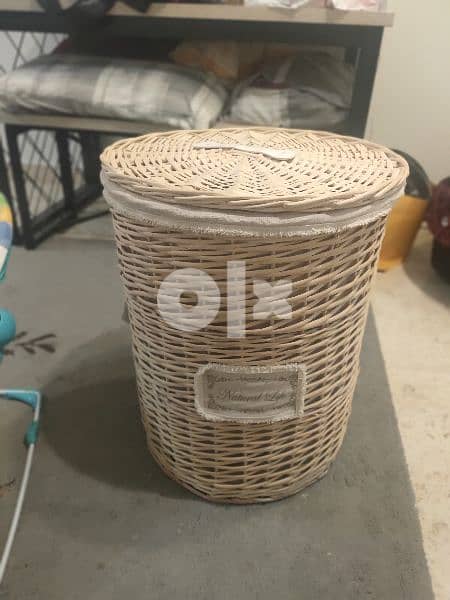 wooden Storage basket very nice com£ition 3