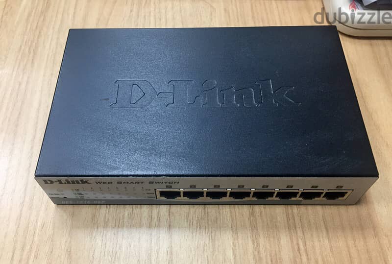 D-Link  8 port Web Smart Switch 2