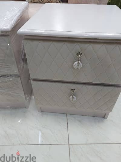 new side table without delivery 1 piece 20 rial