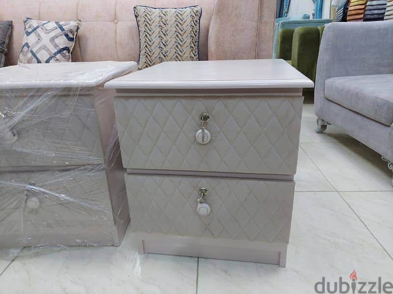 new side table without delivery 1 piece 20 rial 12