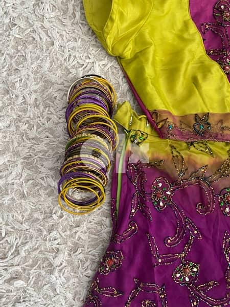 lengha choli duppata with necklace set and bangles 4