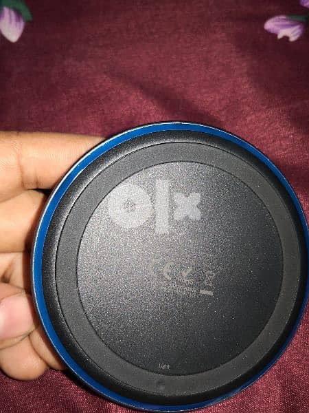 Anker wireless charger pad, almost new 2