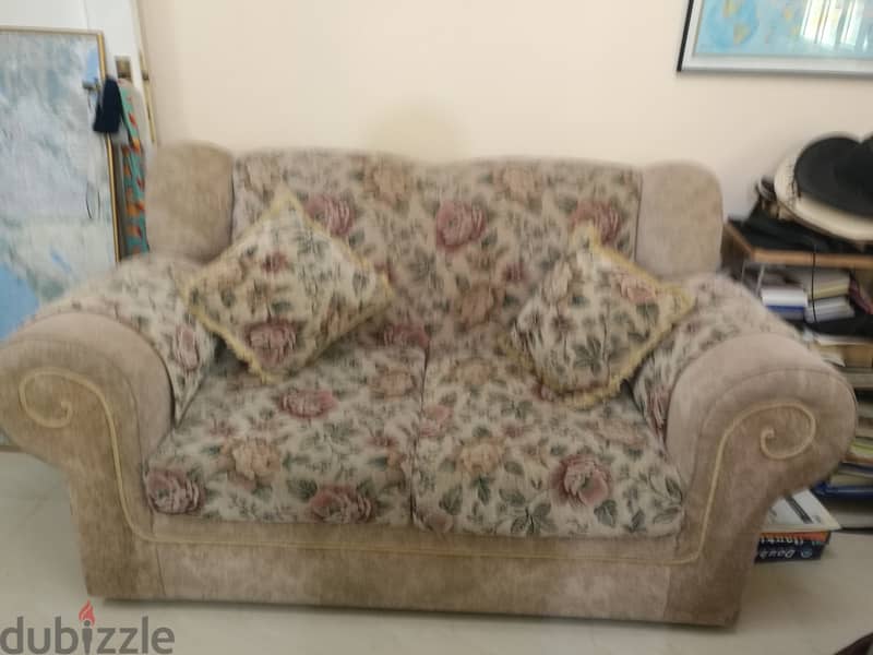Used Sofa Set and Two Bean Bags For Sale. 1