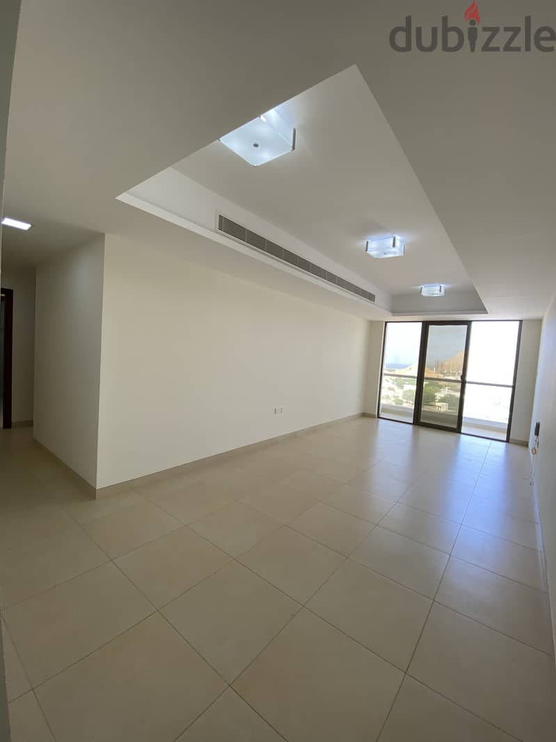 Qurum-3 bedroom apartment to Let 12