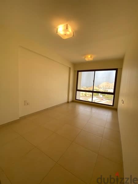 Qurum-3 bedroom apartment to Let 17