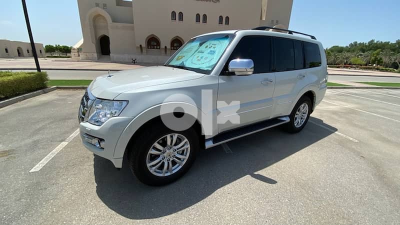 2020 Mitsubishi Pajero 3.8 GLS High line Golden Edition 0