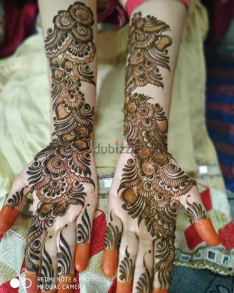 Apply Nice Henna Mehandi Designs 1