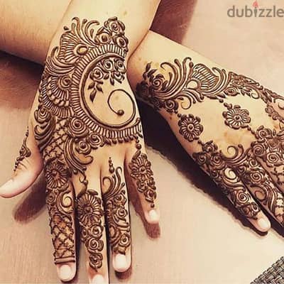 Apply Nice Henna Mehandi Designs