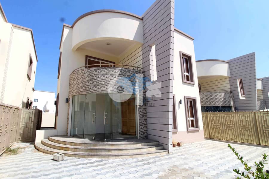#REF867  Beautiful 4 Bedrooms Villa For Rent in North Al Hail 0