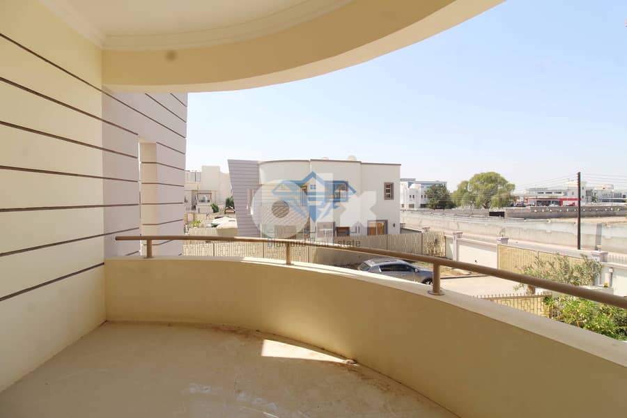 #REF867  Beautiful 4 Bedrooms Villa For Rent in North Al Hail 6