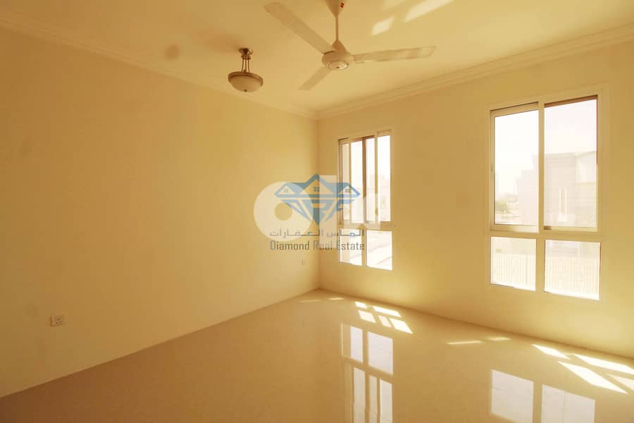 #REF867  Beautiful 4 Bedrooms Villa For Rent in North Al Hail 7