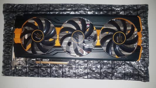 Sapphire tri-x R9 290x GPU