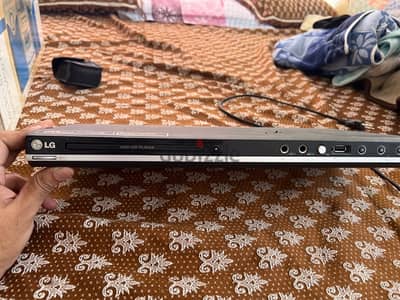 LG dvd player for urgent sale