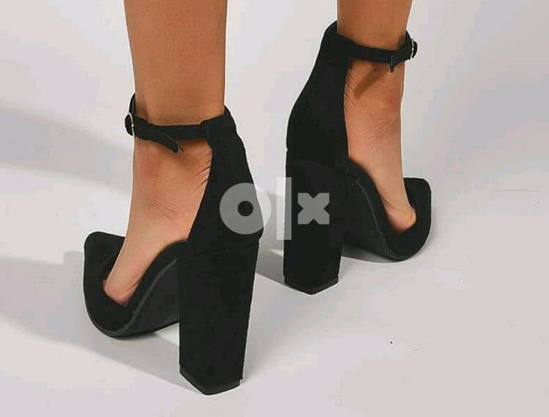 Women Block Heel Shoe 3