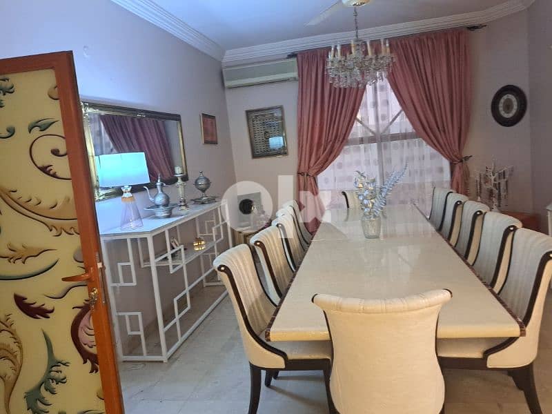 Amazing house in Khwair 33 price reduced 4