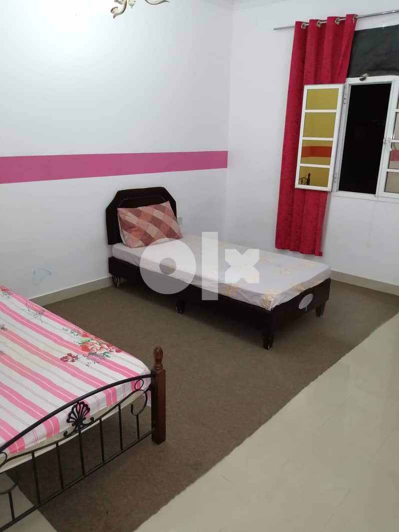 Executive bachelor furnished room for rent alhail south 6