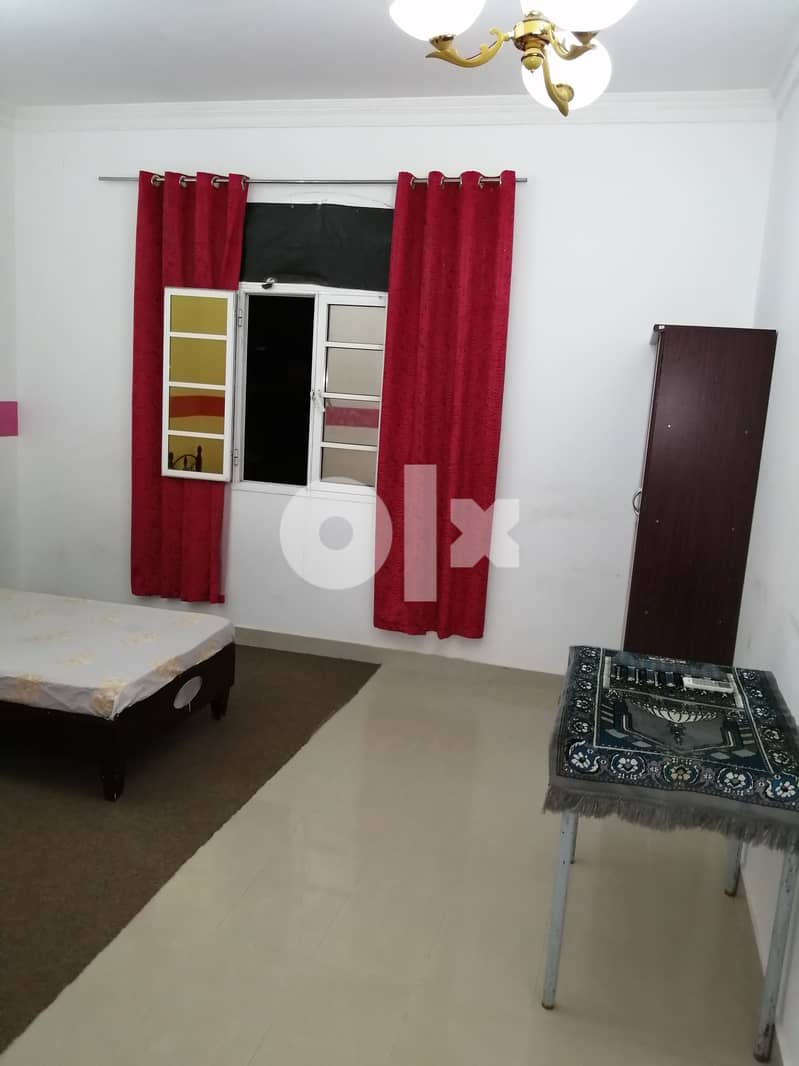 Executive bachelor furnished room for rent alhail south 7
