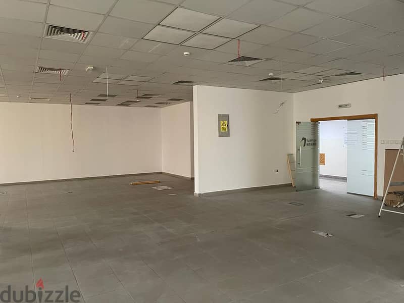 offices for rent in al khuwair 10