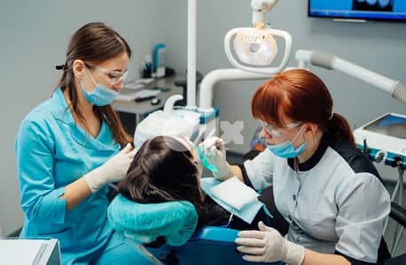 Dental assistant