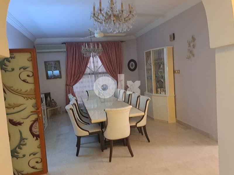 very luxurious  house in a nice location khwair 33  price reduced 9