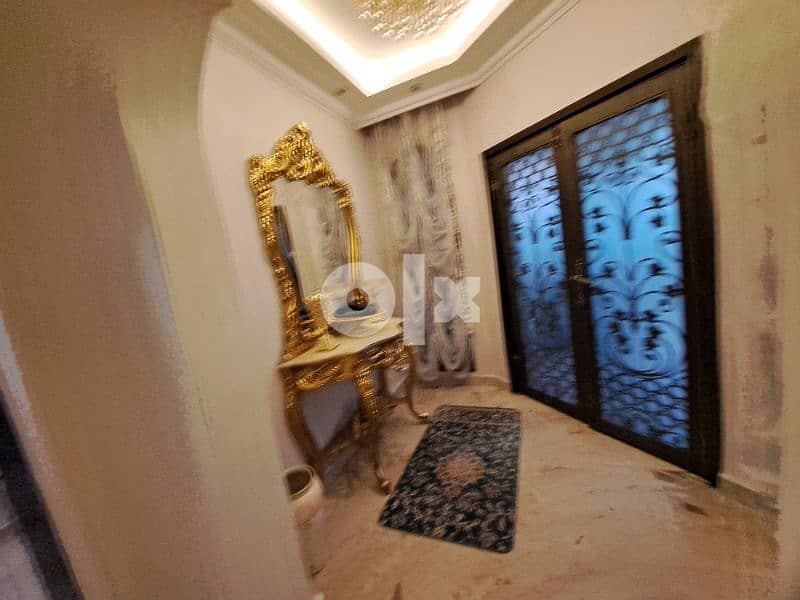 very luxurious  house in a nice location khwair 33  price reduced 10