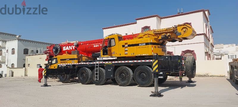 Heavy lifting Equipments for Rent 5