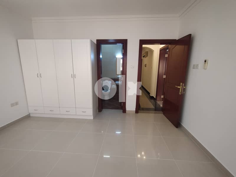 4 bedroom + maid's room villa for rent in Al Illam 11