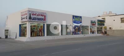للايجار محل/معرض بسوق بركاء Showroom/shop in Barka Souq