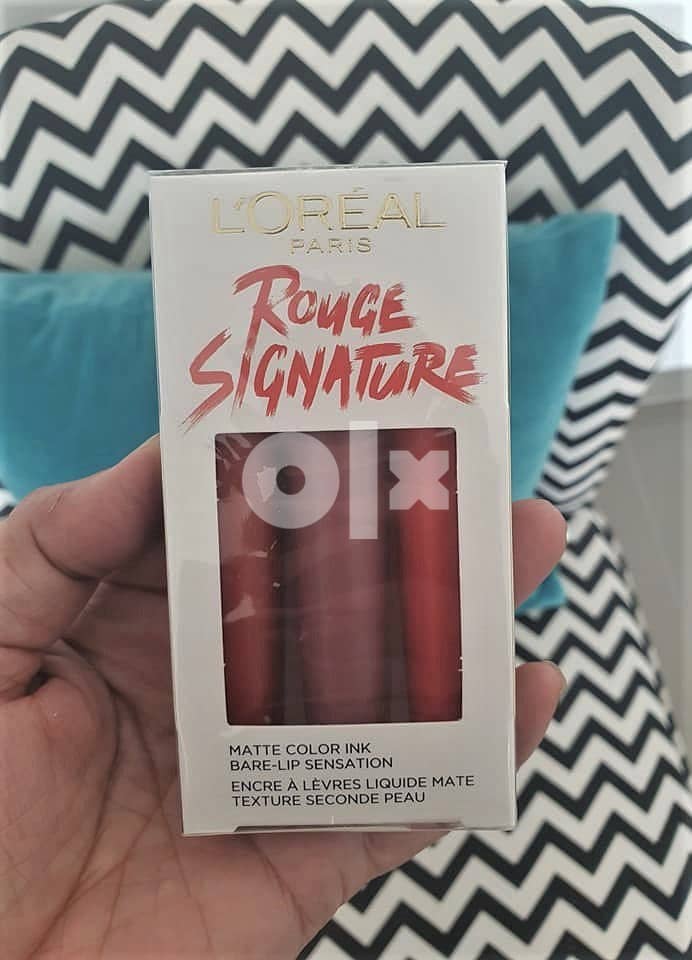 L'Oreal Rouge Signature Matte Lipstick (Pack of 3 lipsticks) - 1