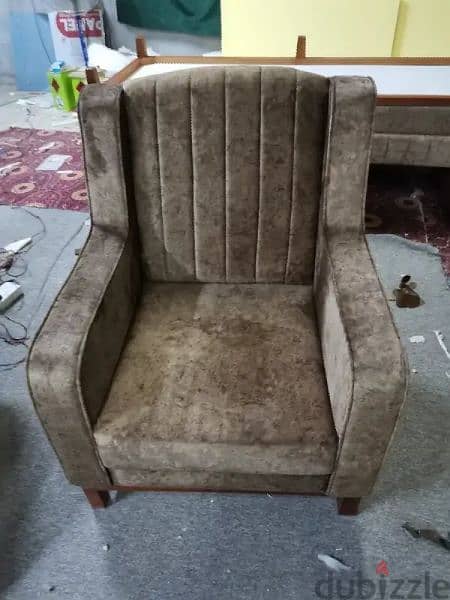 new sofa 8th seater without delivery 300 rial 9