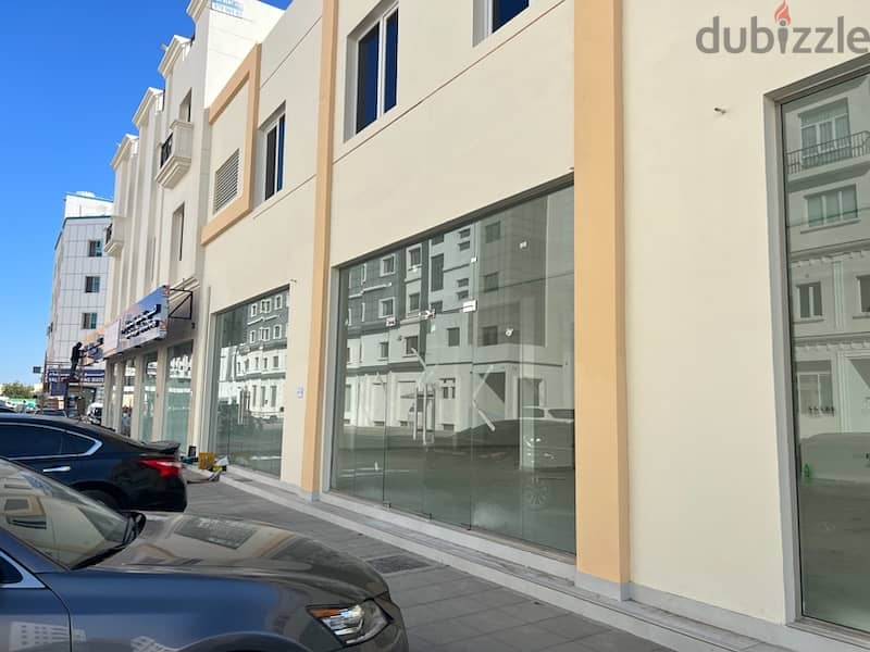 shops and flat for rent Al Khoud 7 محلات وشقق للايجار الخوض ٧ 0