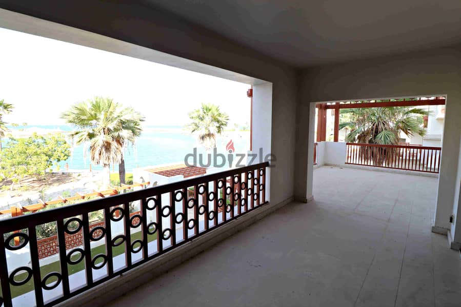 Penthouse, sea view 3 bedroom apartment for Sale in Jebel Sifa 10