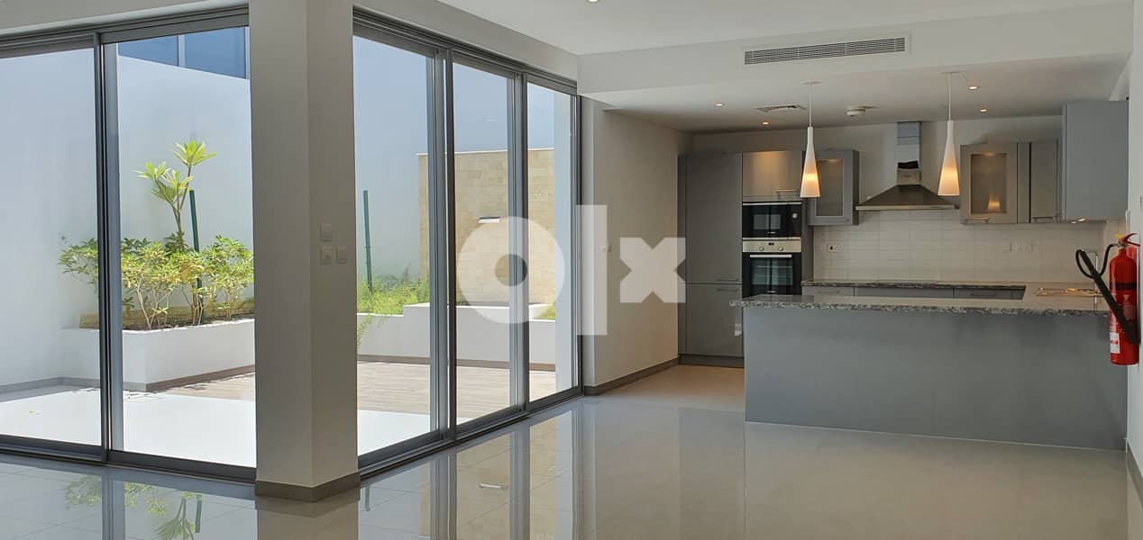 Stylish Ghadeer  Courtyard Villa for Rent in Al Mouj (The Waves) 4