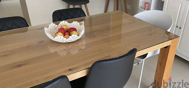 Six Seater Dinning Table for Sale 6ft x 3ft.