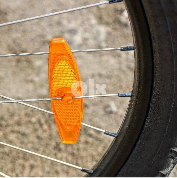 Bikes tyres reflector 1