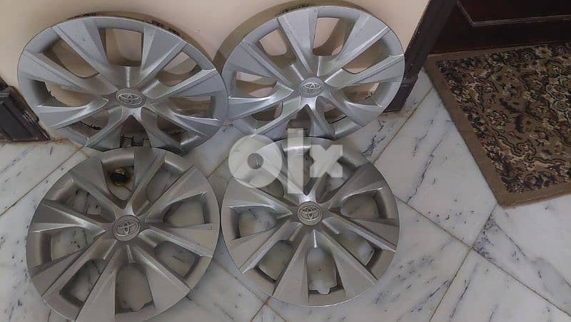 Toyota Corolla wheel covers 0