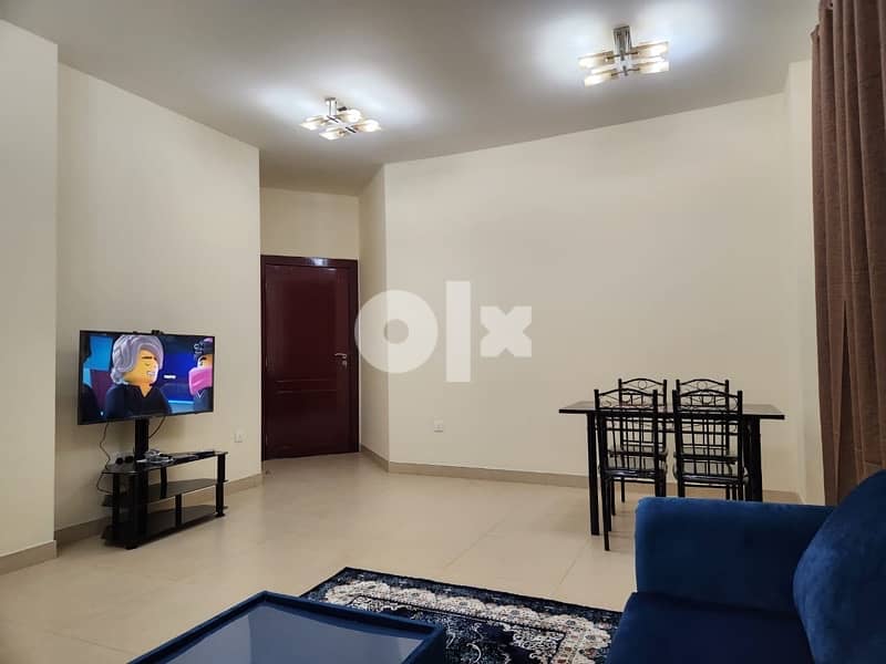 غرفتين وصالة Vip مفروشة فرش جديد ببوشر مقابل فندق الدولفين 2 Bhk 12