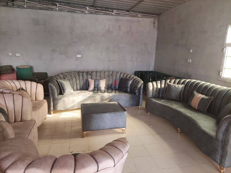 new Round sofa 8th seater make on order without delivery 320 rial 8