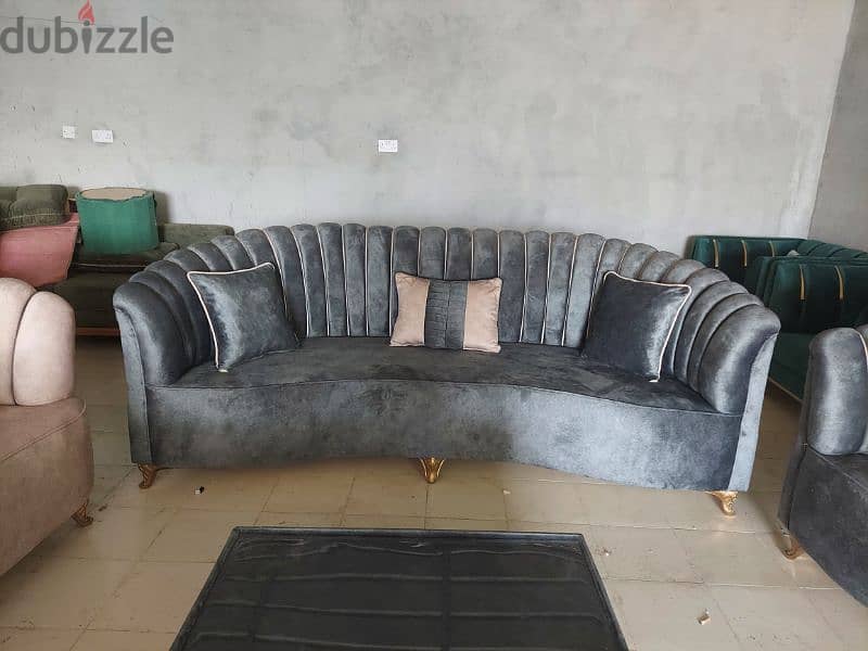 new Round sofa 8th seater make on order without delivery 320 rial 18