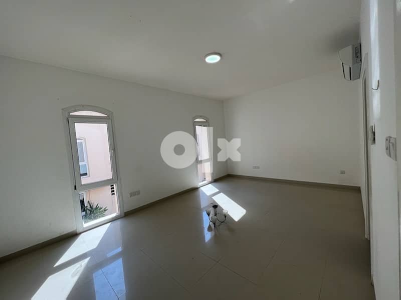 highly recommended 5+1 Bhk villa in compound at Qurum park 11