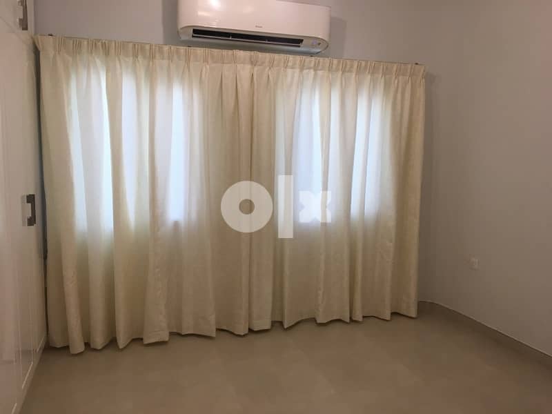 will do all kinds of curtains located in ghubra ( AL DHAHIRA 15