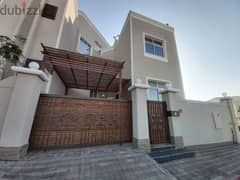 6BHK Beautiful Modern Villa For Sale in Al Ansab فيلا للبيع في الأنصب6