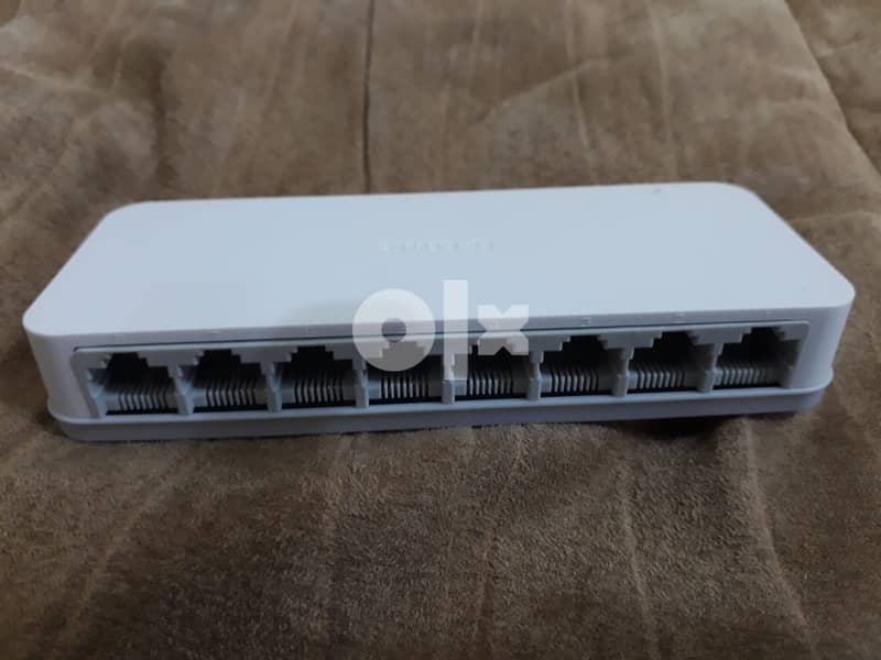 Dlink Intenet Switch 8-Port 10/100 Mbps Model DES-1008C-Urgent Sale 7