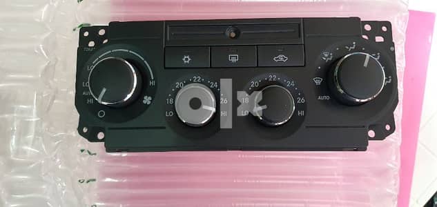 AC Controler for Chrysler 300C